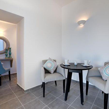 Remvi Suites Фіростефані Номер фото